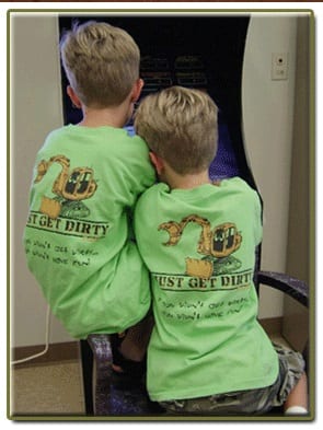 Kids Just Get Dirty Excavator Tee Line Green, Hot Pink