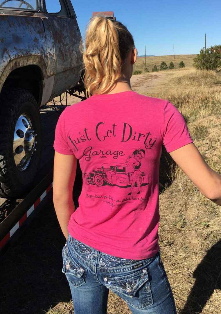 just get dirty garage girl tee, hot rod v-neck, garage girl v neck, womans hot rod tee, just get dirty garage