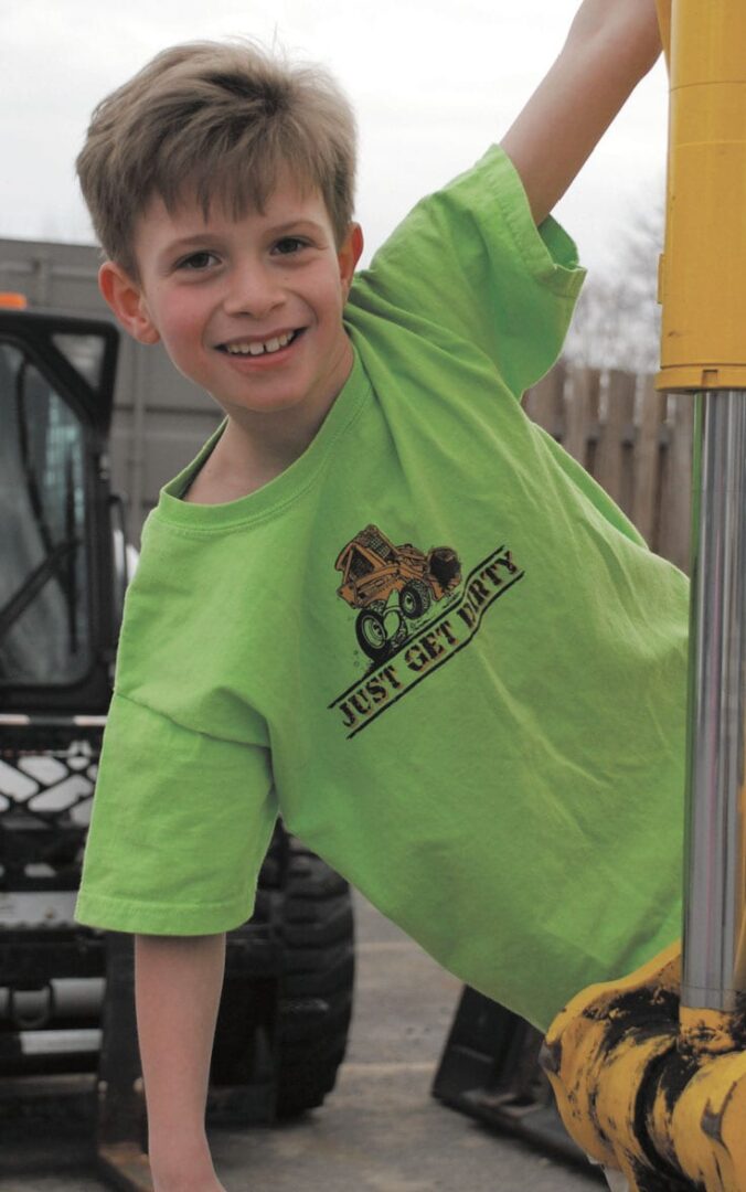 Kids Just Get Dirty Excavator Tee Line Green, Hot Pink