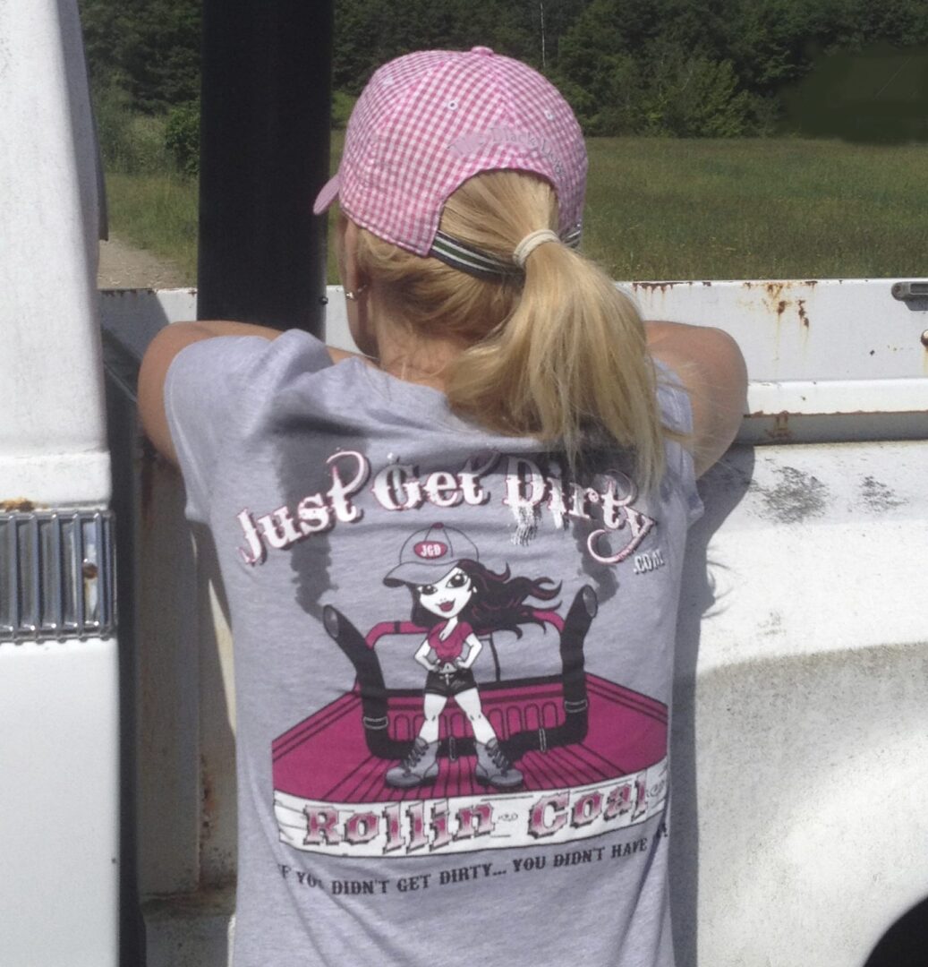 rollin coal vneck, girls rollin coal tee, coal roller girls tee, diesel chick tee, country girl tee, truck girl tee